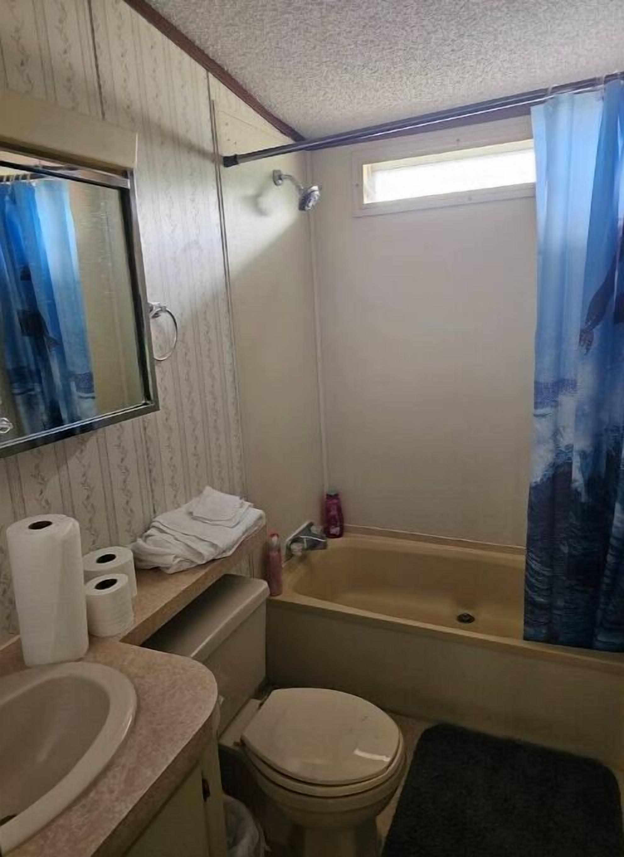 Shower, towels, soap, shampoo