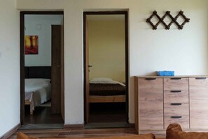 2 bedrooms, Internet