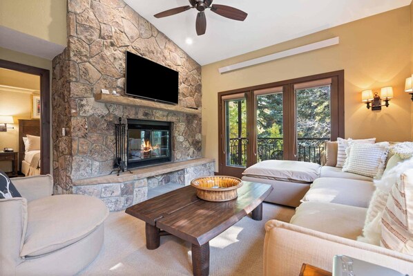 TV, fireplace - The Charter at Beaver Creek C2105 (Beaver Creek)