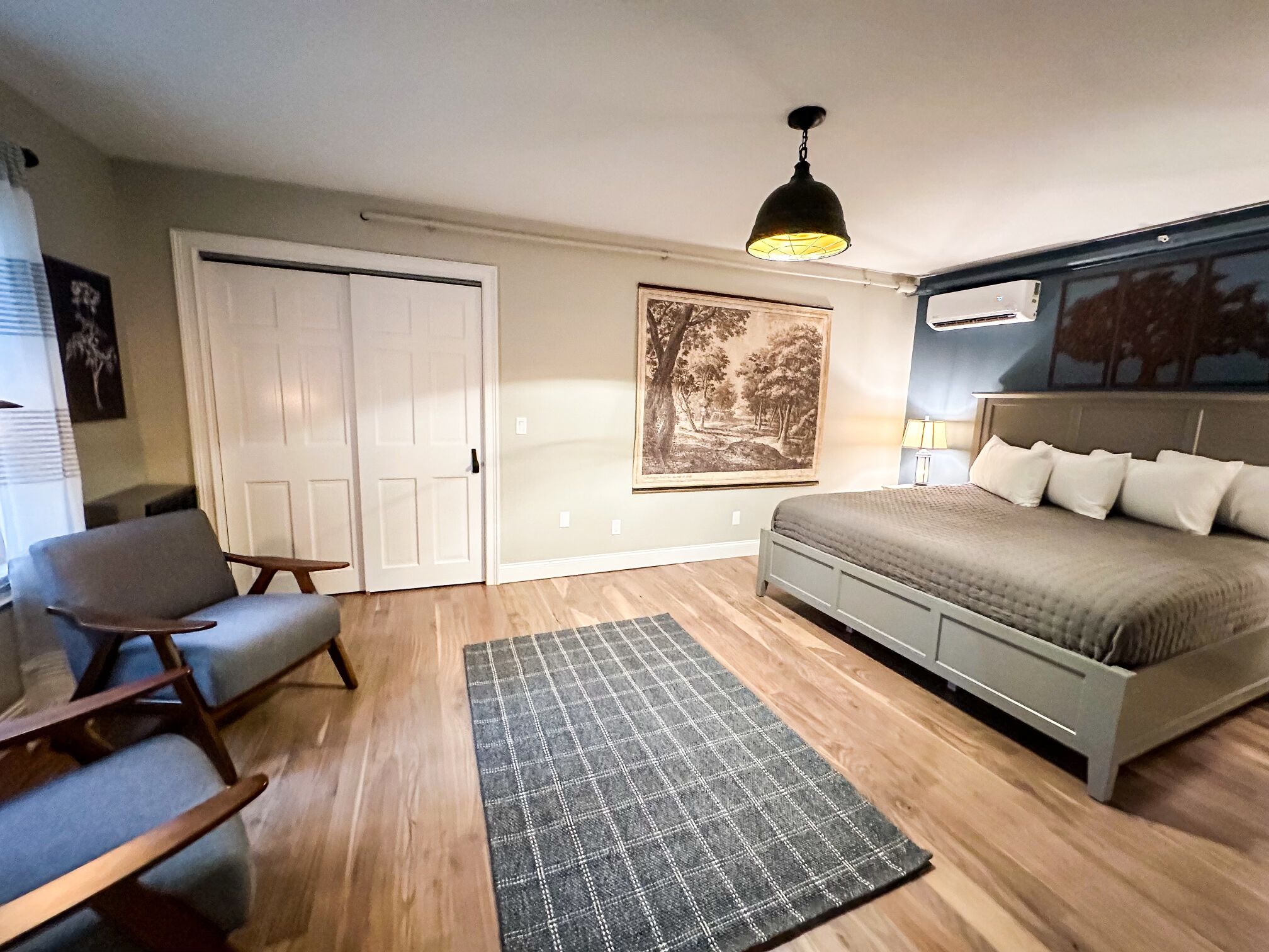 Photo - The Black Walnut Inn