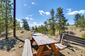 Outdoor dining - 24-0089 Rustic Hartsel Getaway w/ 35-Acre Yard (Fairplay)