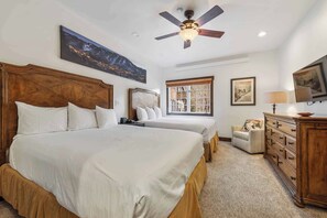 2 quartos, berço de viagem, Wi-Fi, roupa de cama