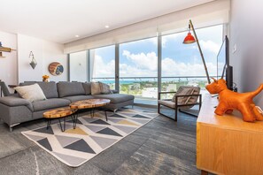 公寓, 陽台, 海景 | 起居區 | 電視