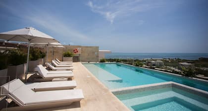 Exclusive Apartment with rooftop pool