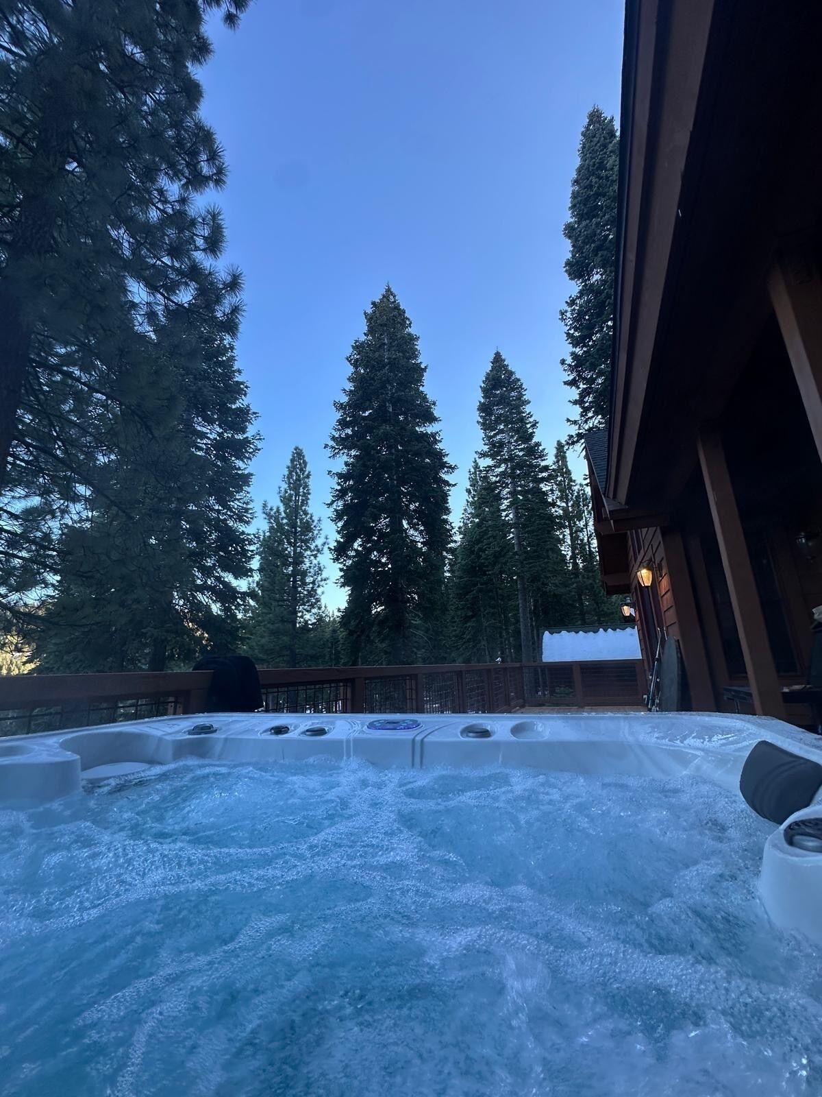 Bain à remous extérieur