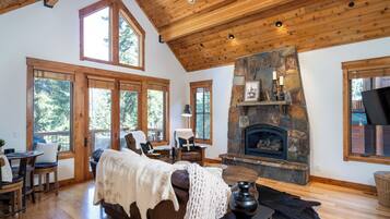 Smart TV, fireplace, computer monitors, printers