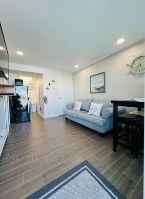 Smart TV - Cozy Crest Beachfront Condo (Wildwood Crest)