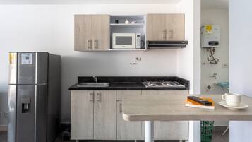 Fridge, microwave, dishwasher, coffee/tea maker