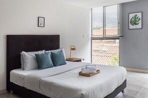 1 habitación, tabla de planchar con plancha y internet 
