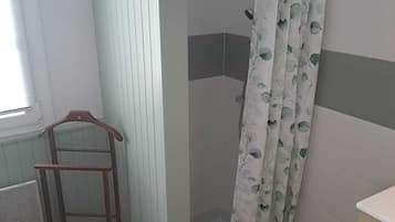 Hair dryer, towels, toilet paper