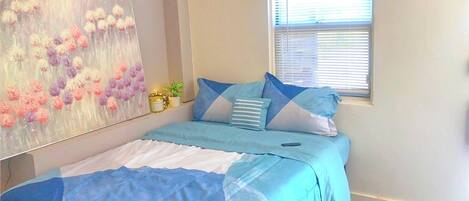 2 bedrooms, in-room safe, WiFi, bed sheets