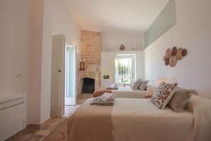 2 habitaciones, tabla de planchar con plancha y wifi gratis 