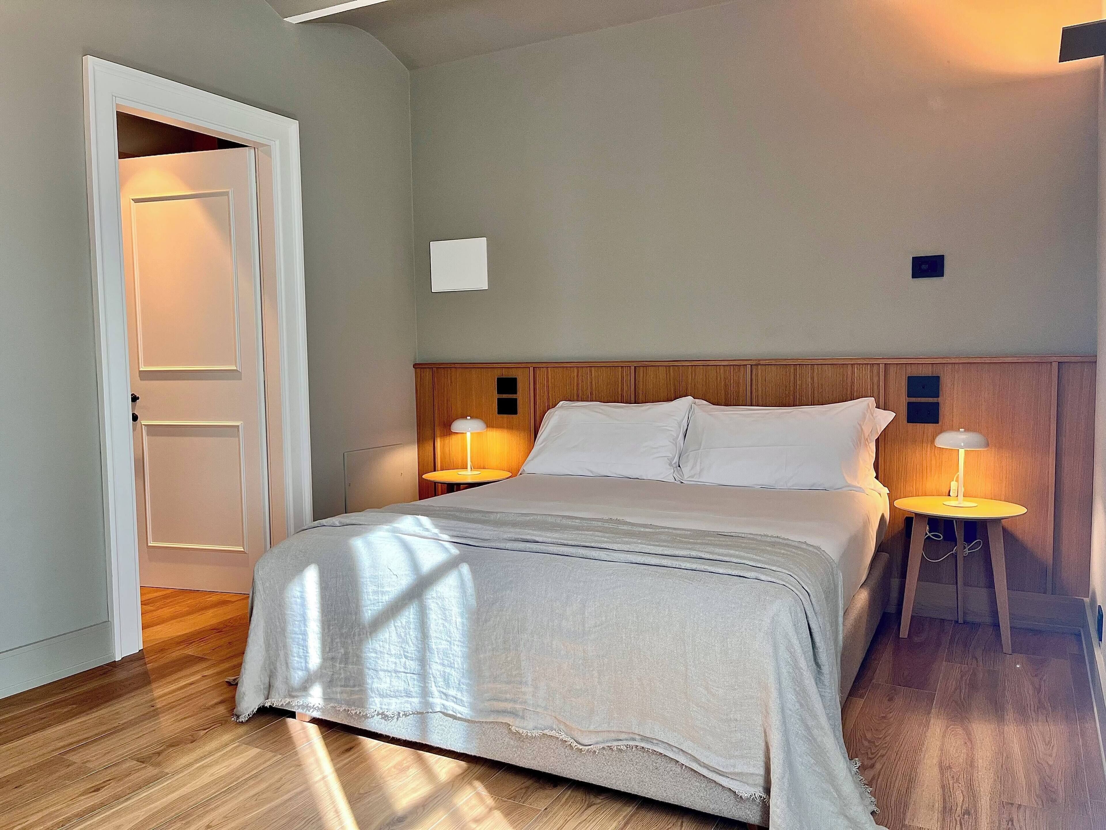 Basic Room | Premium bedding, down comforters, minibar, in-room safe