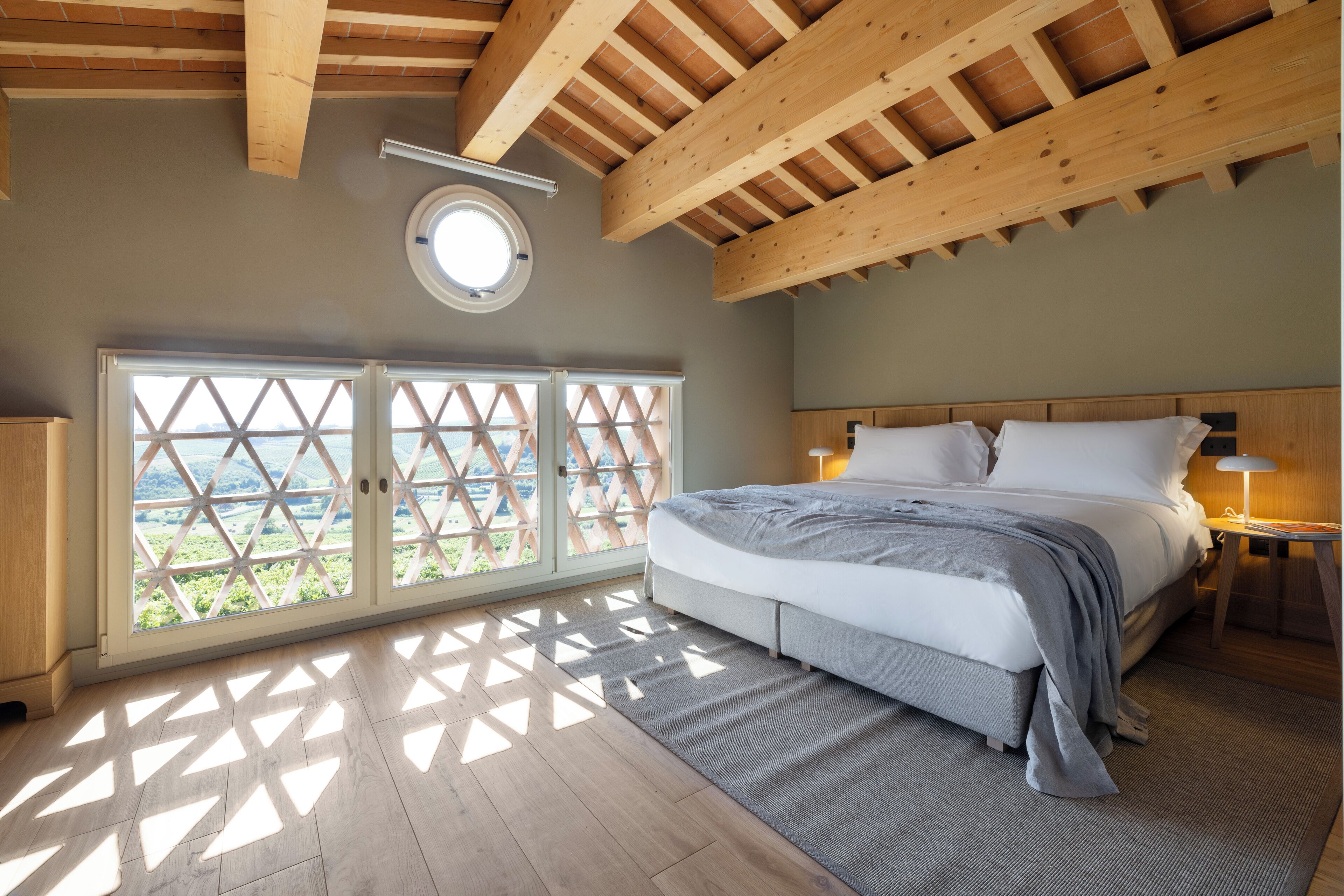 Literie de qualité supérieure, couette en duvet d'oie, minibar