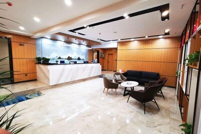 Xinyue Business Hotel