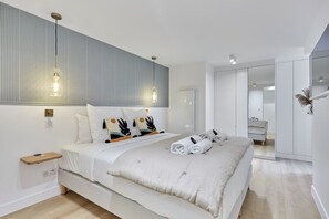 2 chambres, fer et planche à repasser, lit parapluie, Wi-Fi gratuit