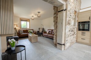 TV - Canny Grouse Barn, Kirkby Stephen, Yorkshire Dales (Kirkby Stephen)