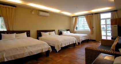 Li Ting Hostel