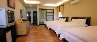 Li Ting Hostel