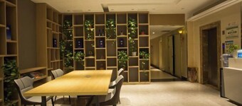 Home Inn Alliance Huayi Hotel (Tancheng Railway Station Tanguo Ancient City)