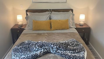 1 habitación, escritorio, tabla de planchar con plancha y wifi gratis