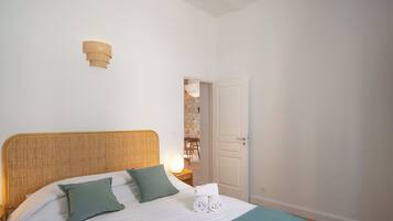 2 Schlafzimmer, BĂŒgeleisen/BĂŒgelbrett, Reisekinderbett, WLAN