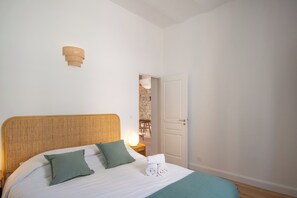 2 chambres, fer et planche à repasser, lit parapluie, Wi-Fi