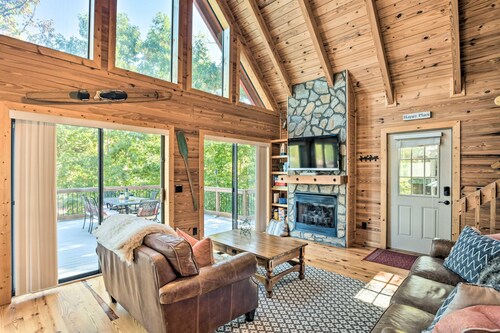 Lake Keowee Retreat