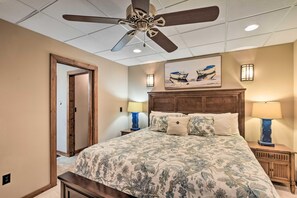 4 slaapkamers, een strijkplank/strijkijzer, internet, beddengoed