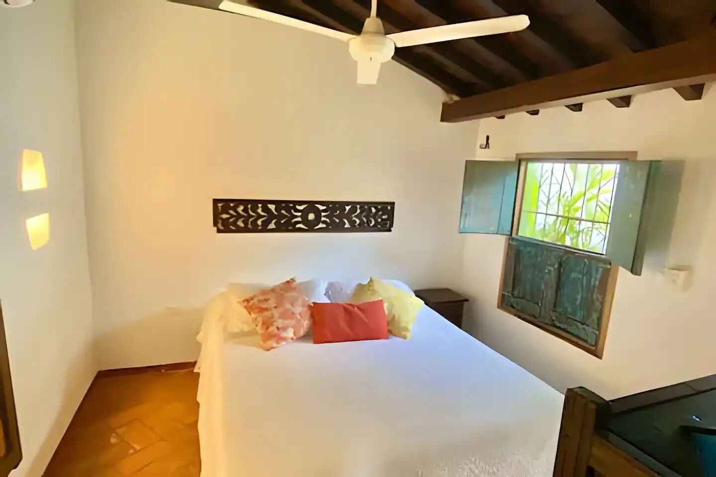 4 bedrooms, free WiFi, bed sheets