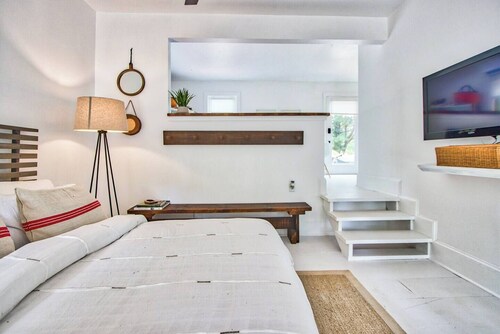 Idlewild Studio: Scandinavian studio just 20min to uptown