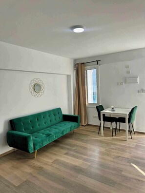 Basic Apartment, Balcony, Beach View | 1 bedroom, free WiFi
