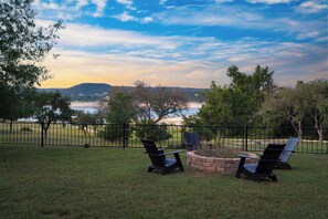 House (3 Bedrooms) | Interior - Travis by Avantstay Waterfront Lake Retreat (Austin)