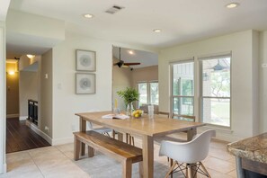House (3 Bedrooms) | Interior - Travis by Avantstay Waterfront Lake Retreat (Austin)