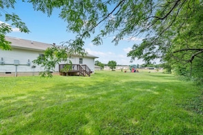 Unclassified image, 3 of 14, button - No Regrets at the Kelly (West Plains)