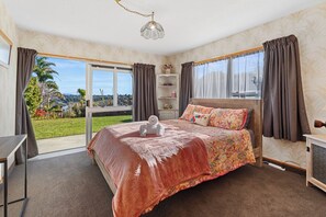 4 Schlafzimmer, Bügeleisen/Bügelbrett, WLAN, Bettwäsche