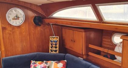 Stay on Sail! Live-aboard on Bonaire Unique way of Staying on the Island