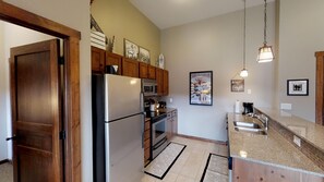 Fridge, microwave, oven, dishwasher - Snuggle Up in this Welcoming 2BR Soaring Eagle by RedAwning (Snowshoe)