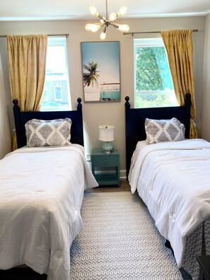 5 Schlafzimmer, Bügeleisen/Bügelbrett, WLAN, Bettwäsche