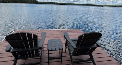 Beautiful 3 bed/2bath updated cabin w sandy swimmable frontage & great fishing.