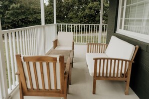 Property grounds - Beautiful Country House! (Kings Mountain)