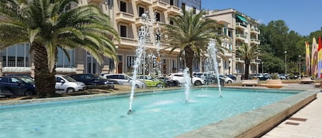 Chambre, 1 chambre, fumeurs, balcon | Piscine