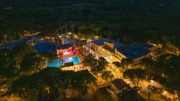 Piscina climatitzada 