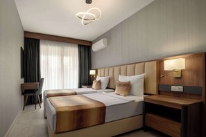 Minibar, schallisolierte Zimmer, Bügeleisen/Bügelbrett, kostenloses WLAN
