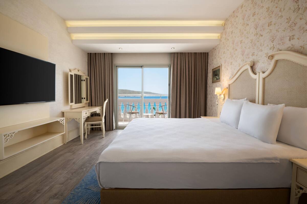 Junior-Suite, 1 King-Bett und Schlafsofa, Meerblick