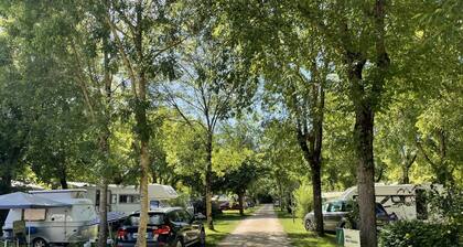 Chalet 4 étoiles - Piscine - eehefg