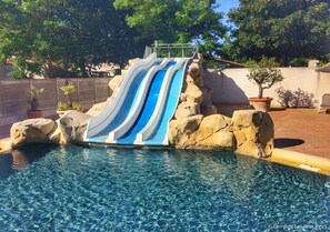 Innenpool, beheizter Pool
