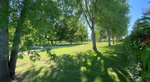 Property grounds - ZEcamping 3* animaux acceptés tente 20m2 5 pers (Auxonne)