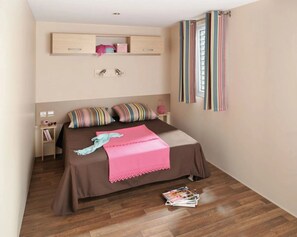 3 bedrooms, WiFi