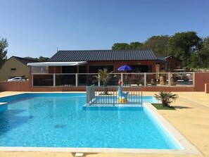 Piscine couverte, piscine chauffée